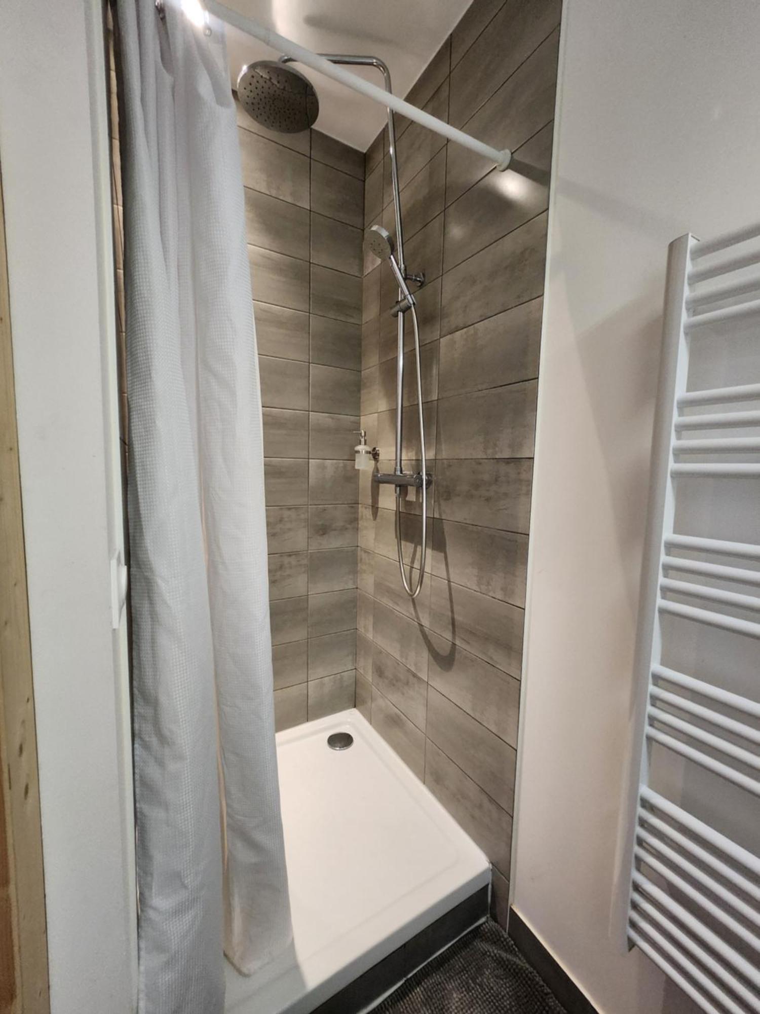 Chambres Privees Hyper-Centre Epernay Lit 160X200Cm Épernay Exterior foto