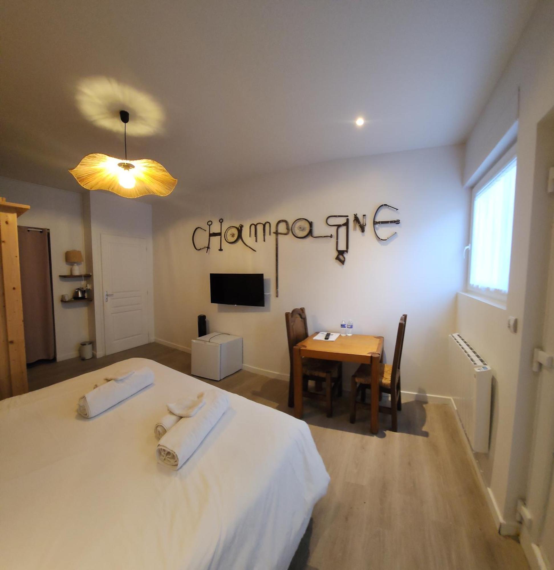 Chambres Privees Hyper-Centre Epernay Lit 160X200Cm Épernay Exterior foto