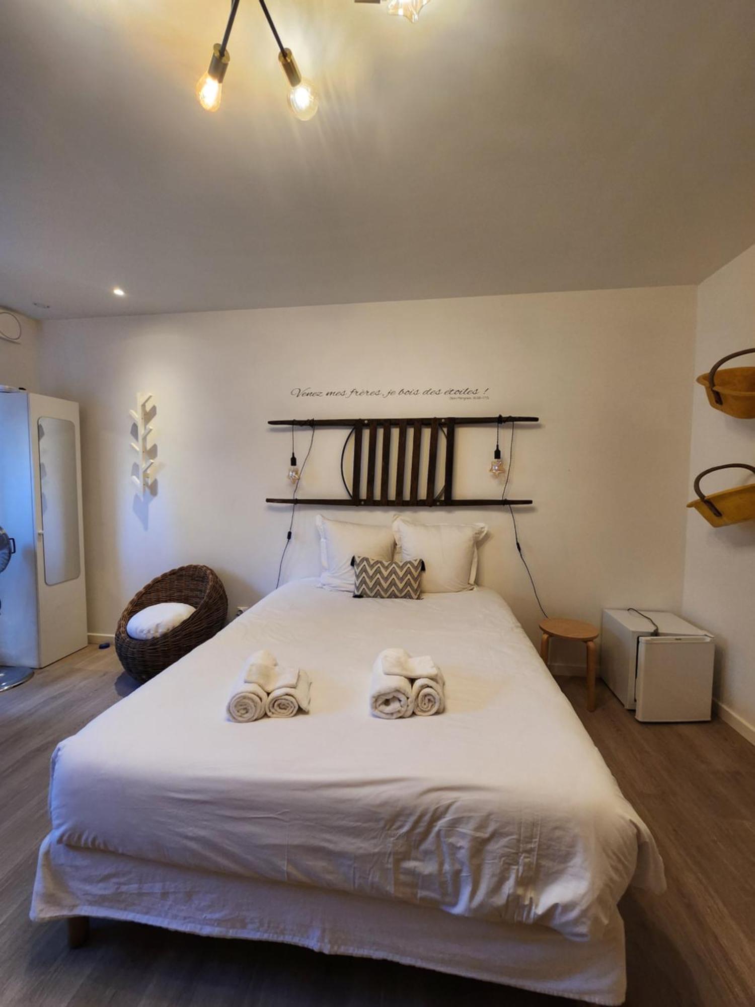 Chambres Privees Hyper-Centre Epernay Lit 160X200Cm Épernay Exterior foto